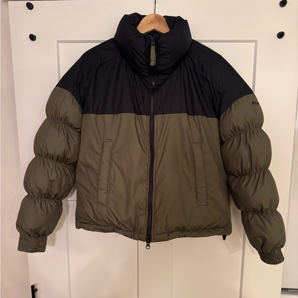 Columbia Pike Lake™ Insulated Cropped Puffer Jacket